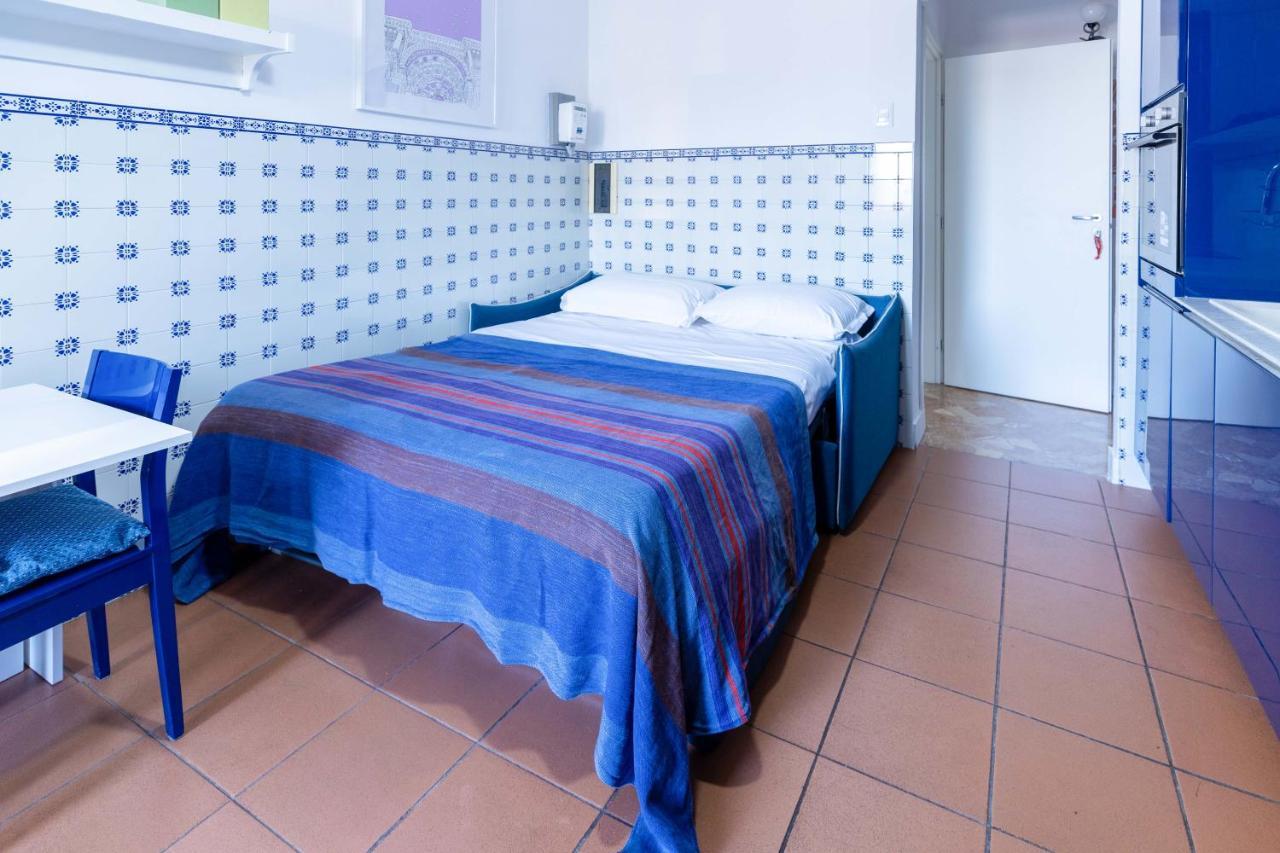Milan Flat 5 Min From Duomo With Park For Small Cars Exterior photo